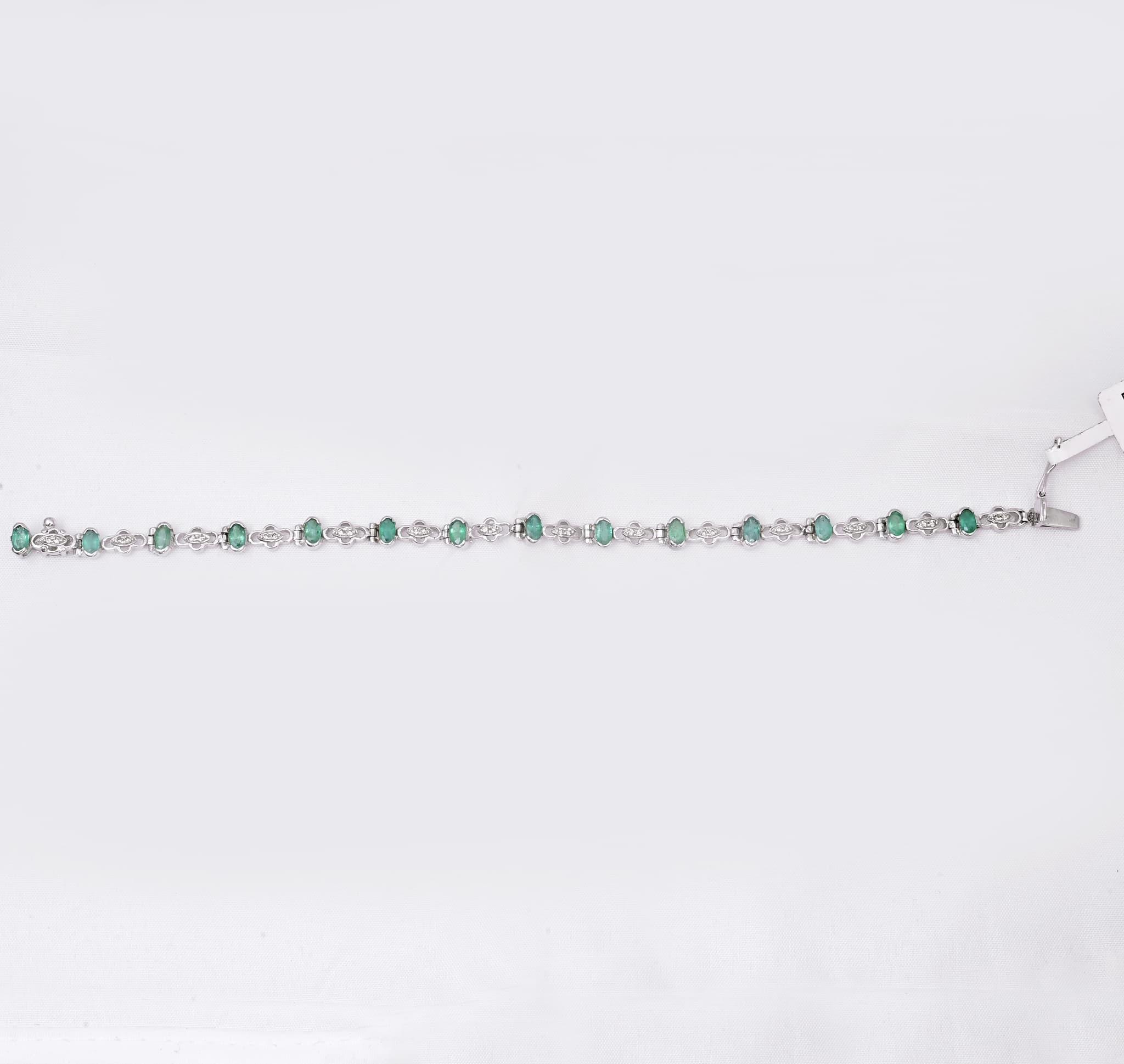 Vintage Emerald Link Bracelet