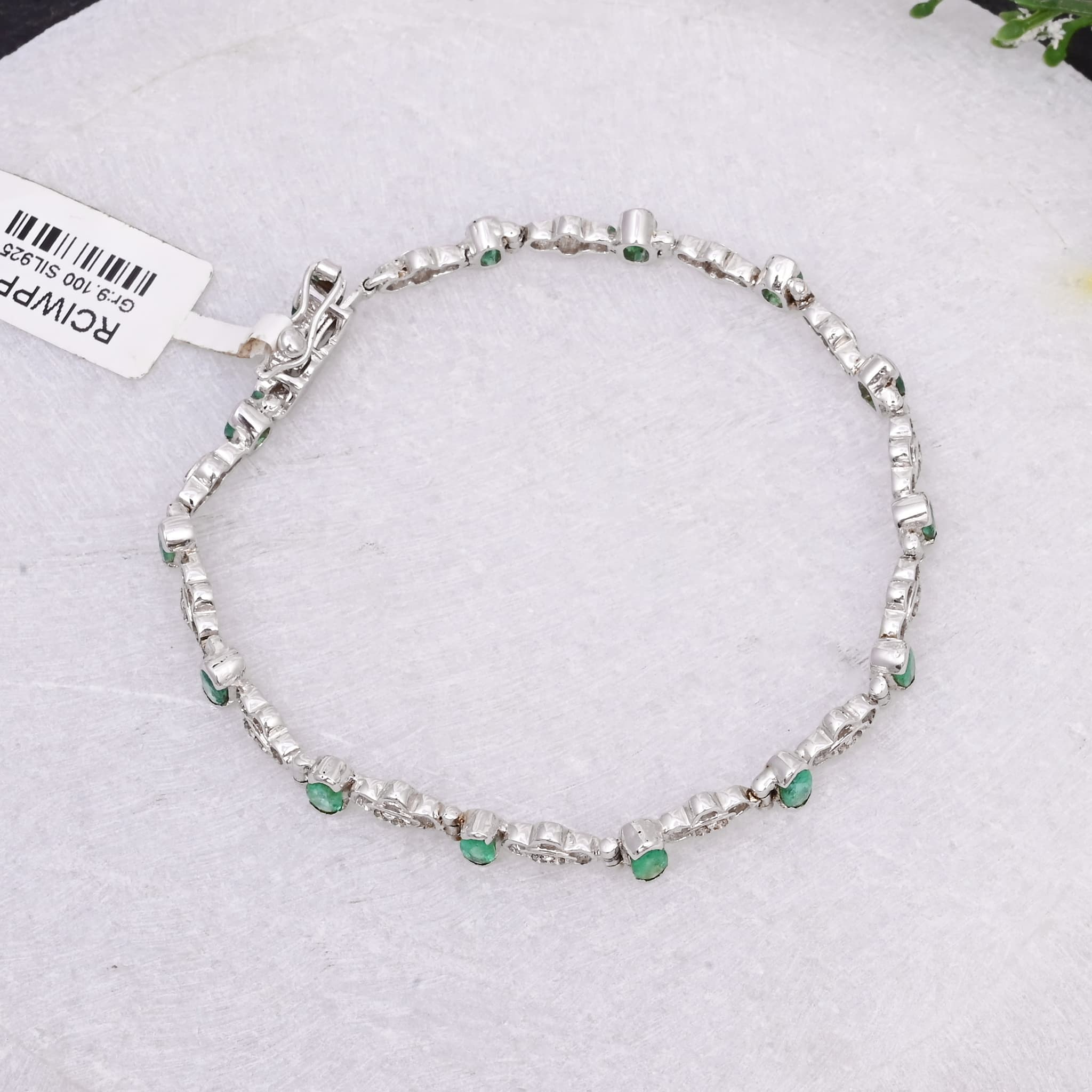 Vintage Emerald Link Bracelet