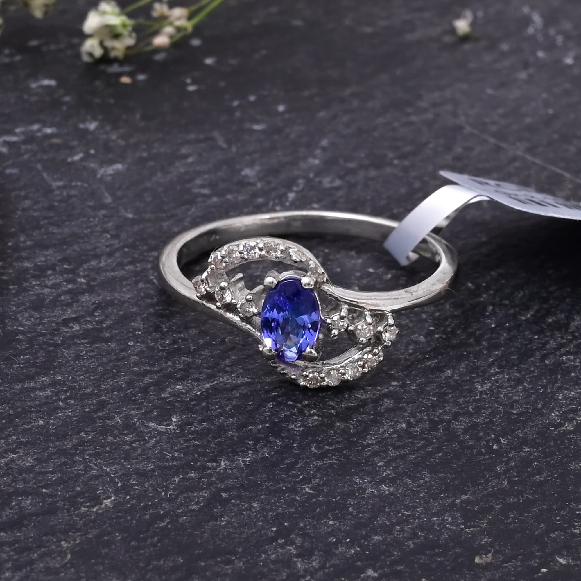 Infinity Glow Tanzanite Ring