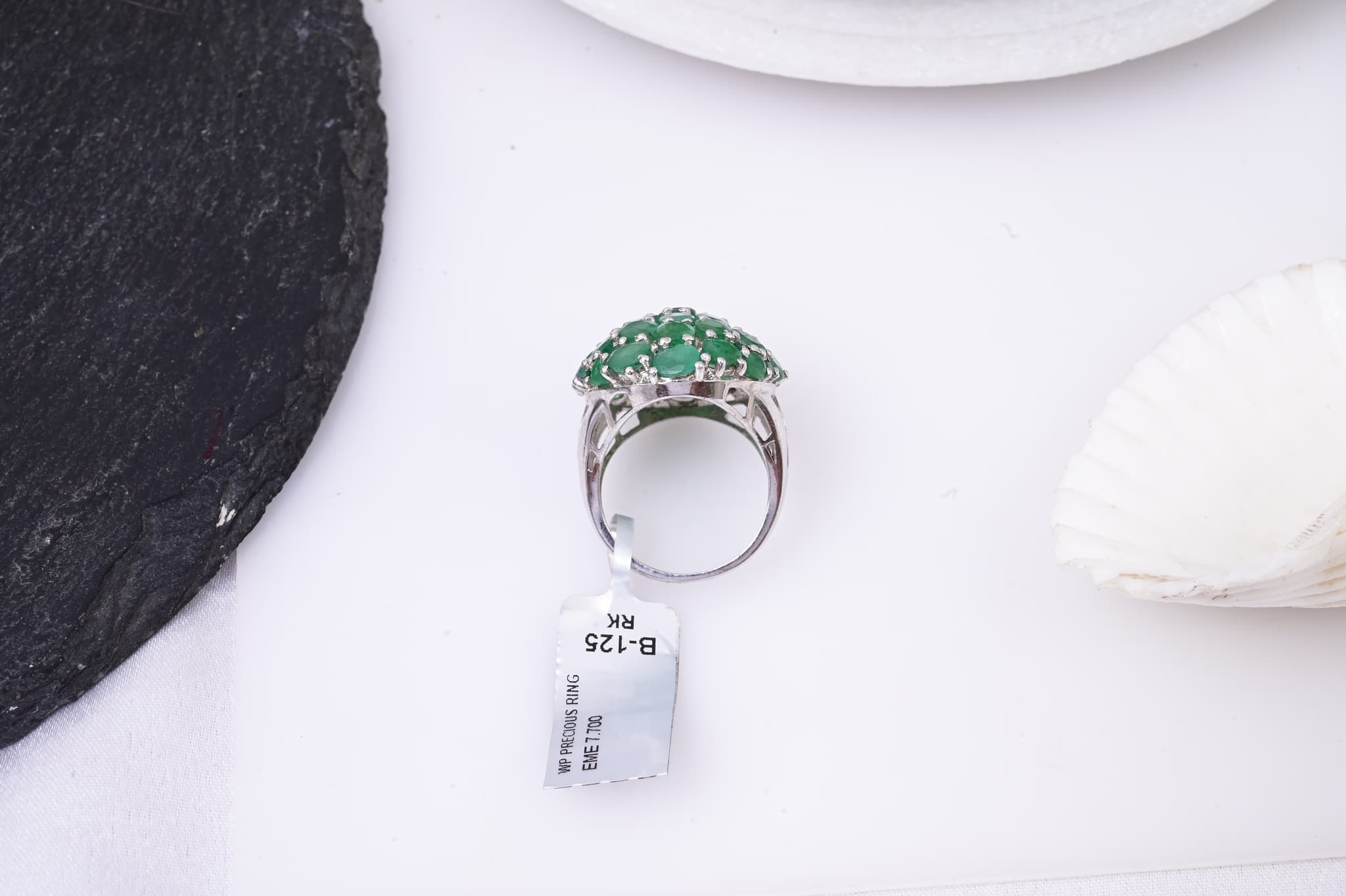Emerald Majesty Dome Ring