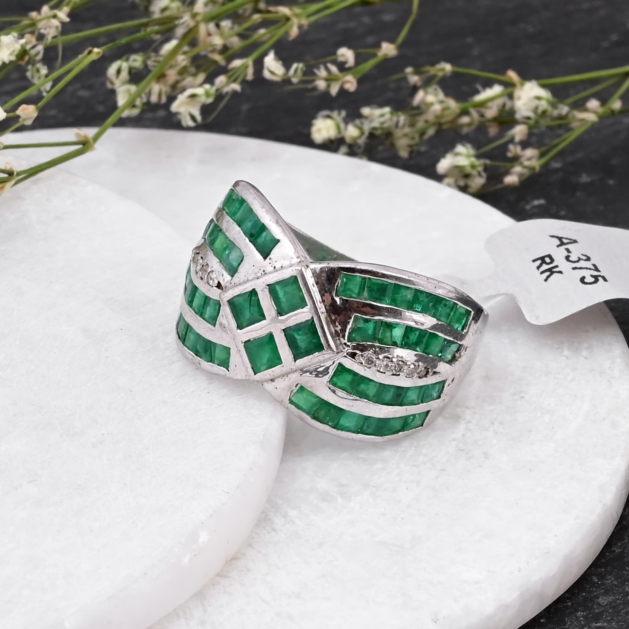 Emerald Ribbon Diamond Ring
