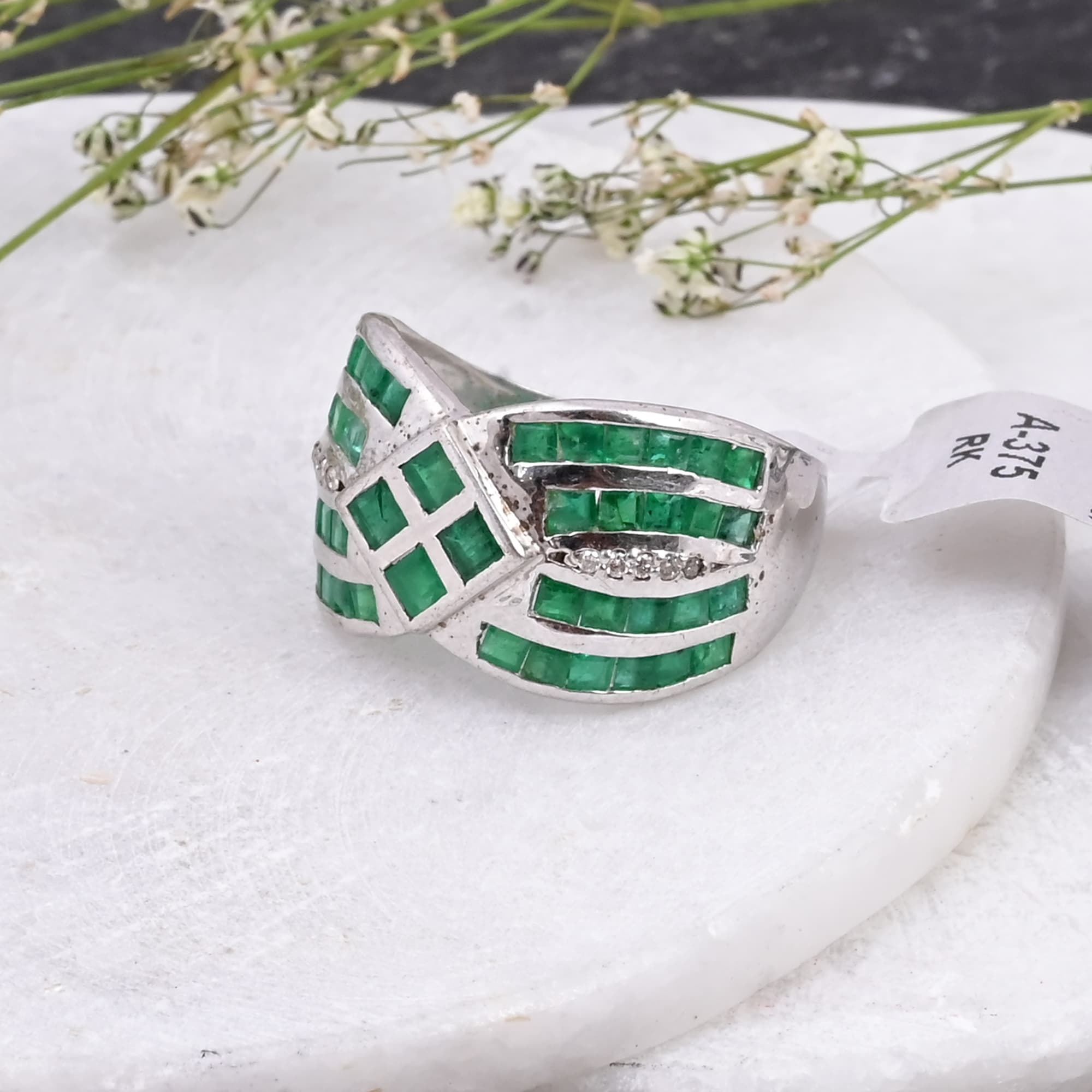 Emerald Ribbon Diamond Ring