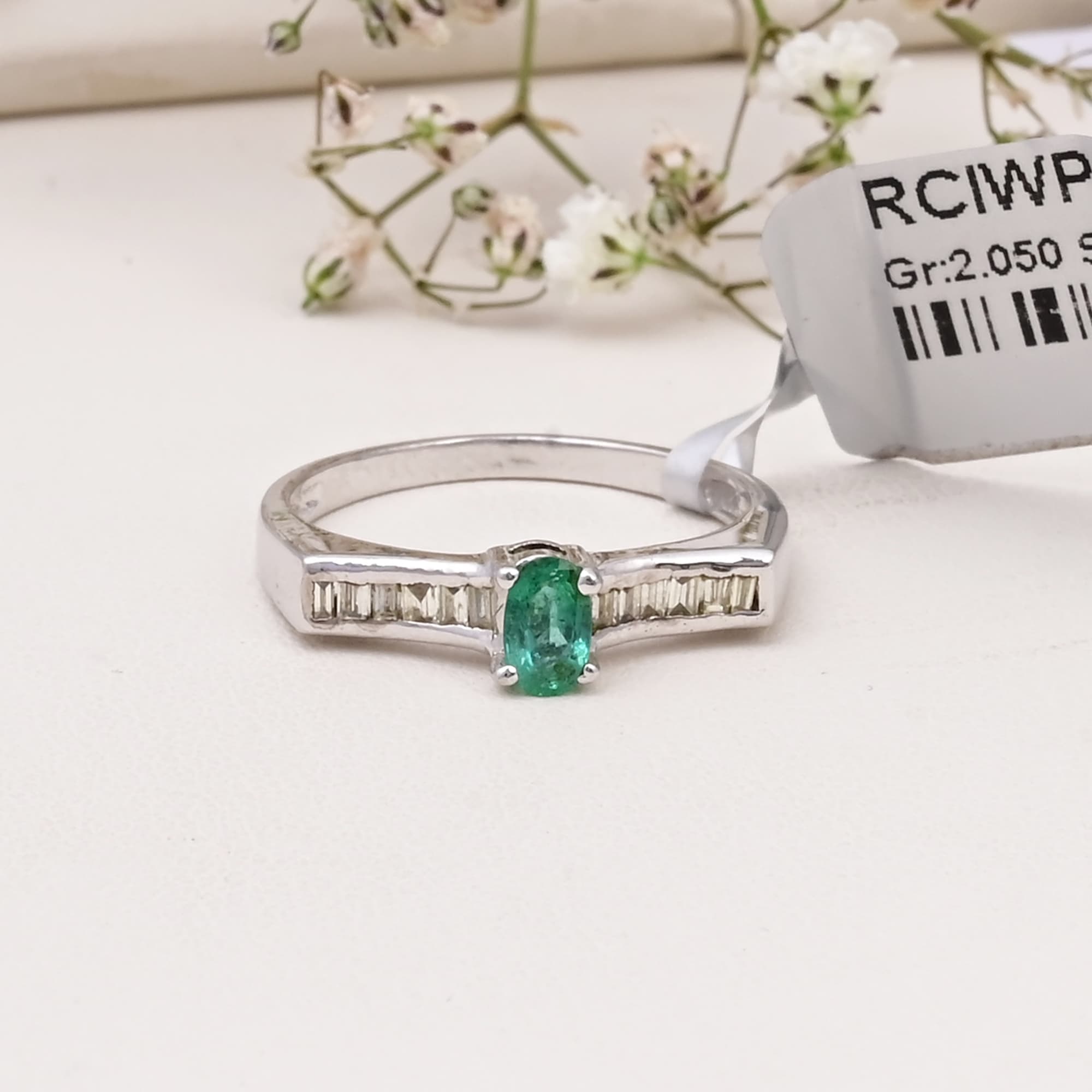Emerald Elegance Ring