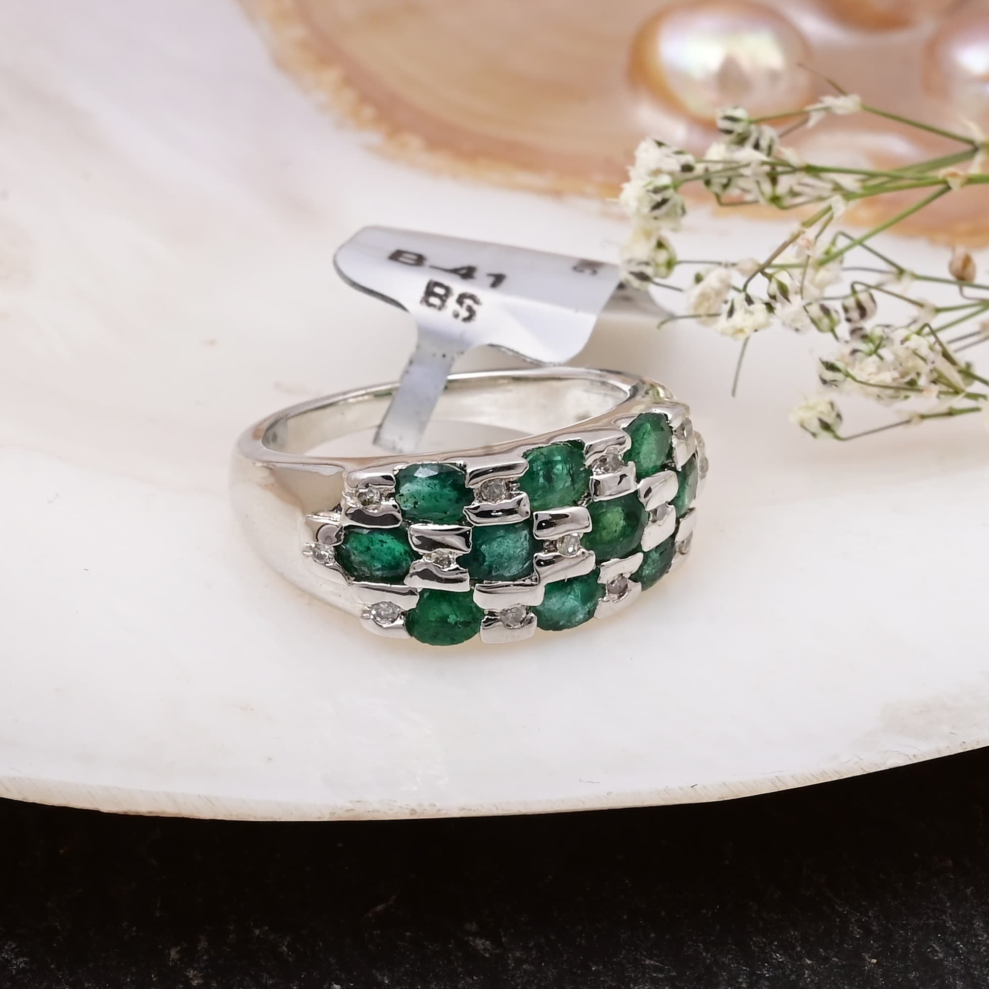 Emerald Heritage Mosaic Ring alternate view