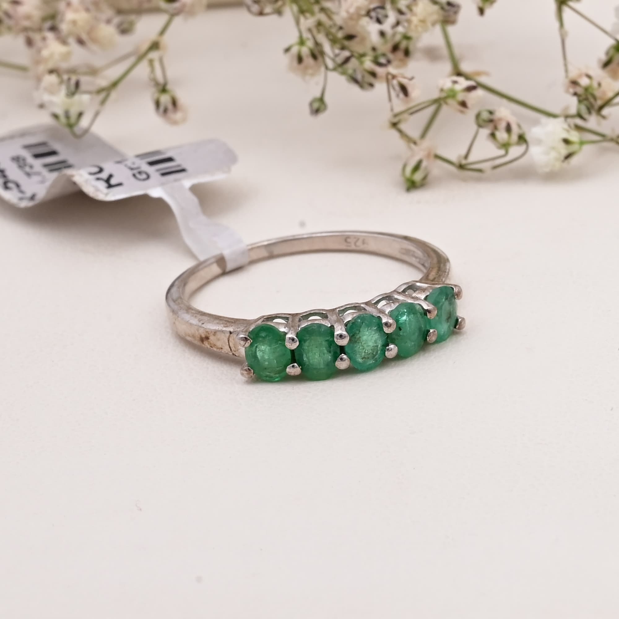Emerald Harmony Band Ring