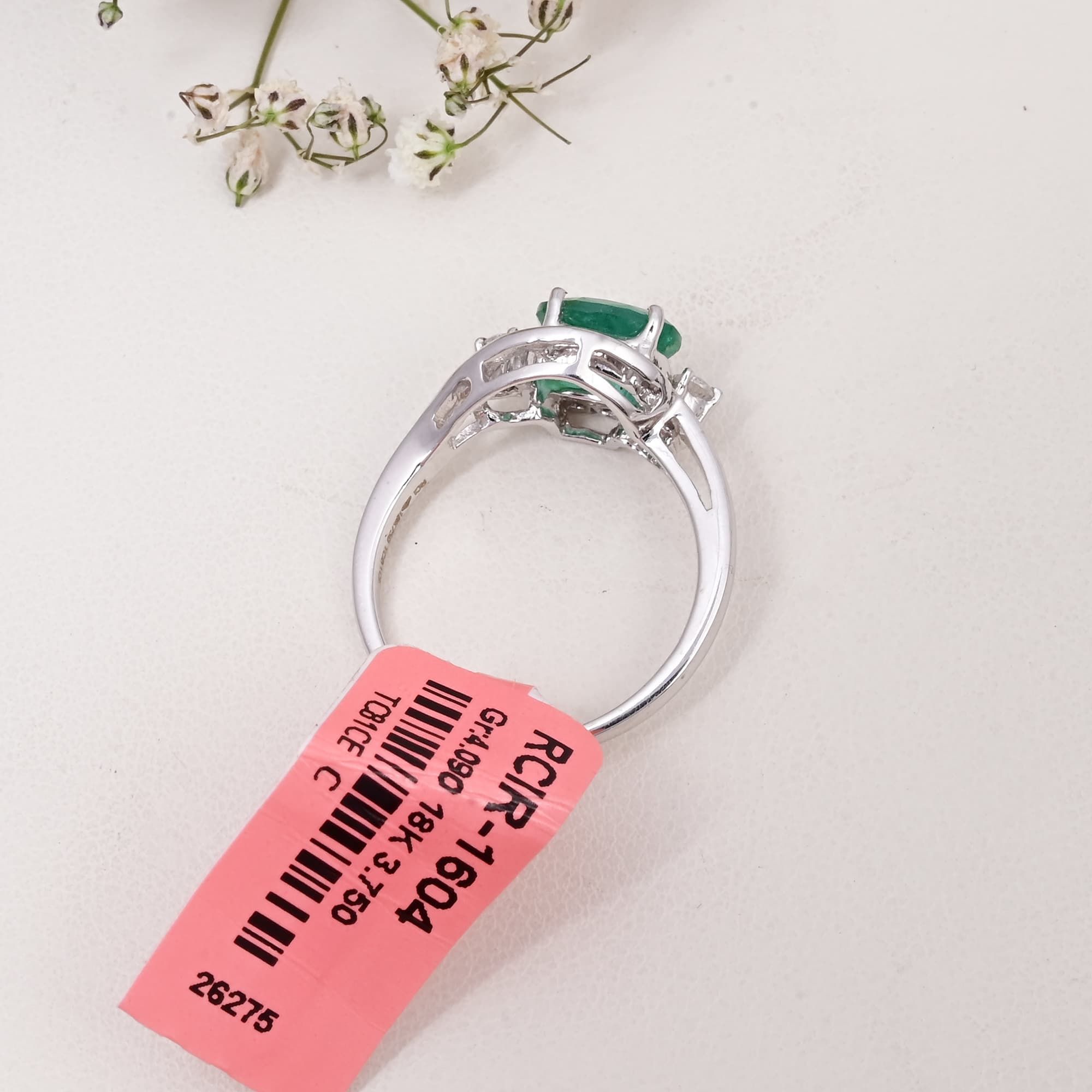 Emerald Grace Twist Ring
