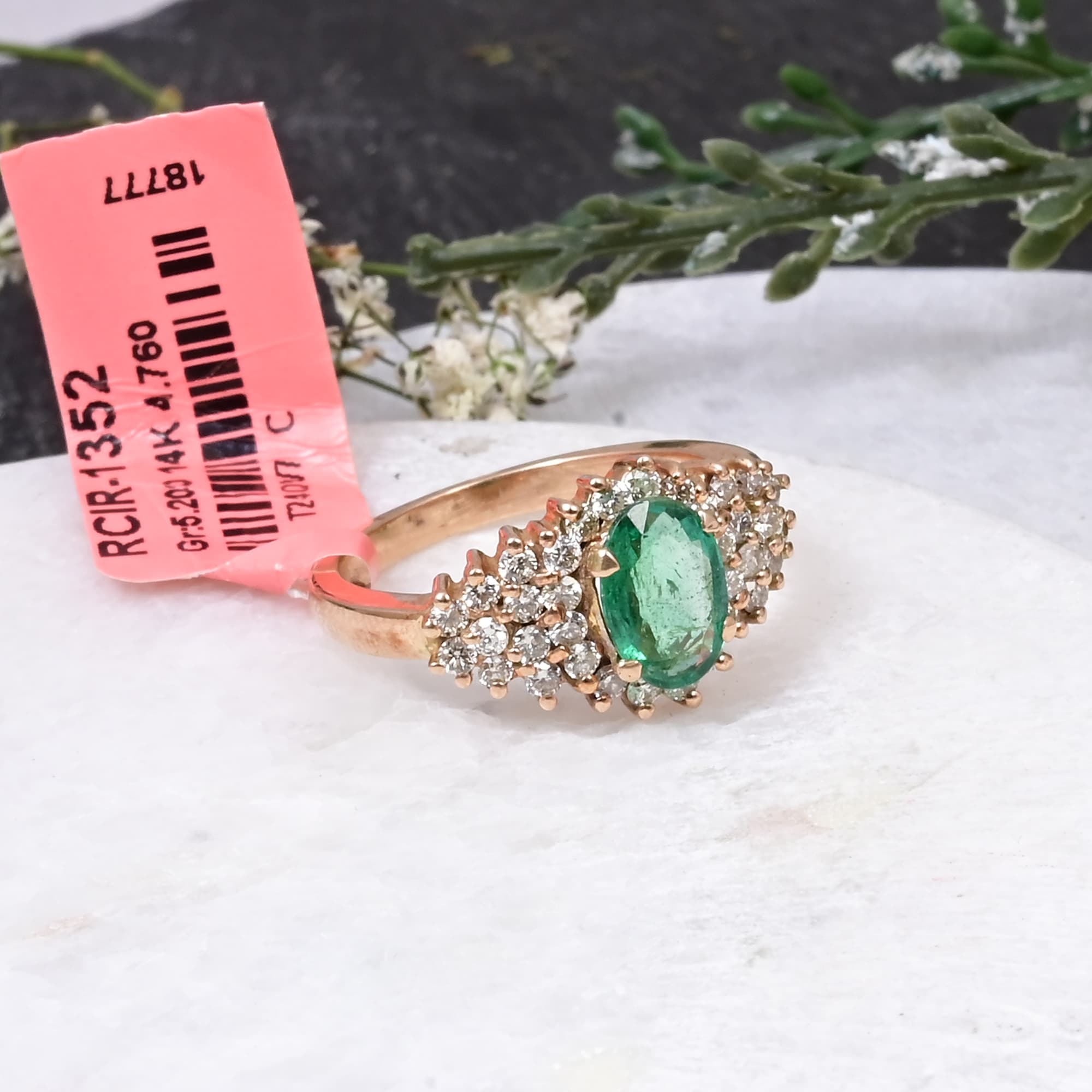 Royal Emerald Blossom Ring