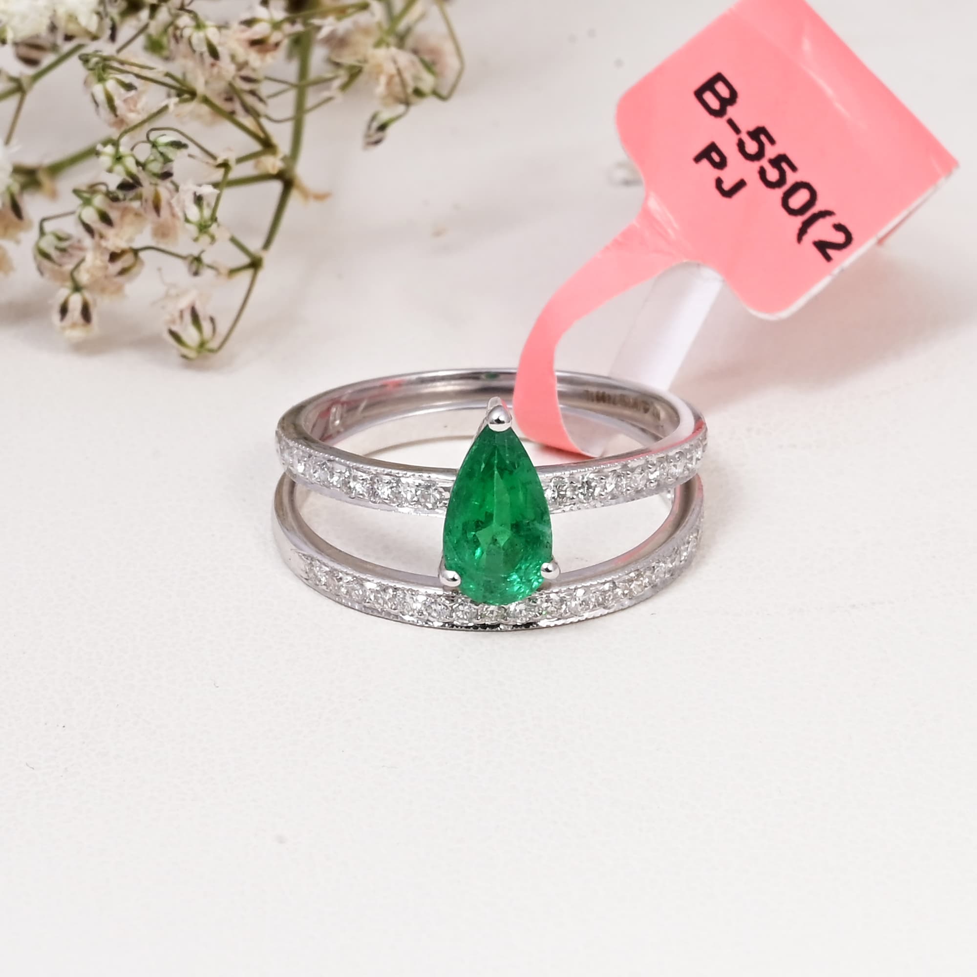 Emerald Dewdrop Split Band Ring