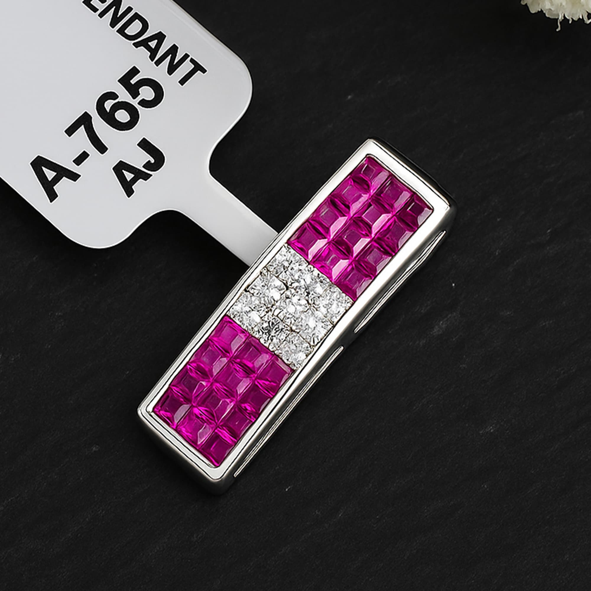 Crimson Column Pendant