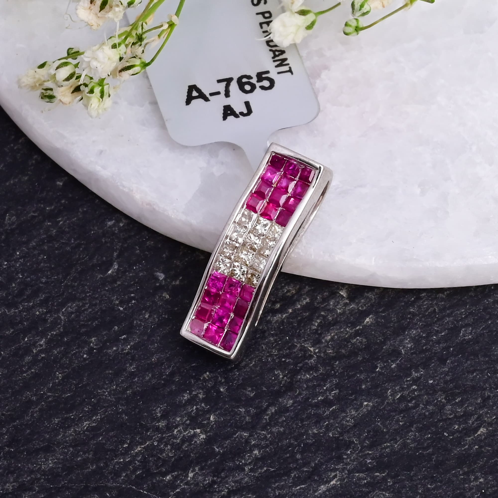 Crimson Column Pendant