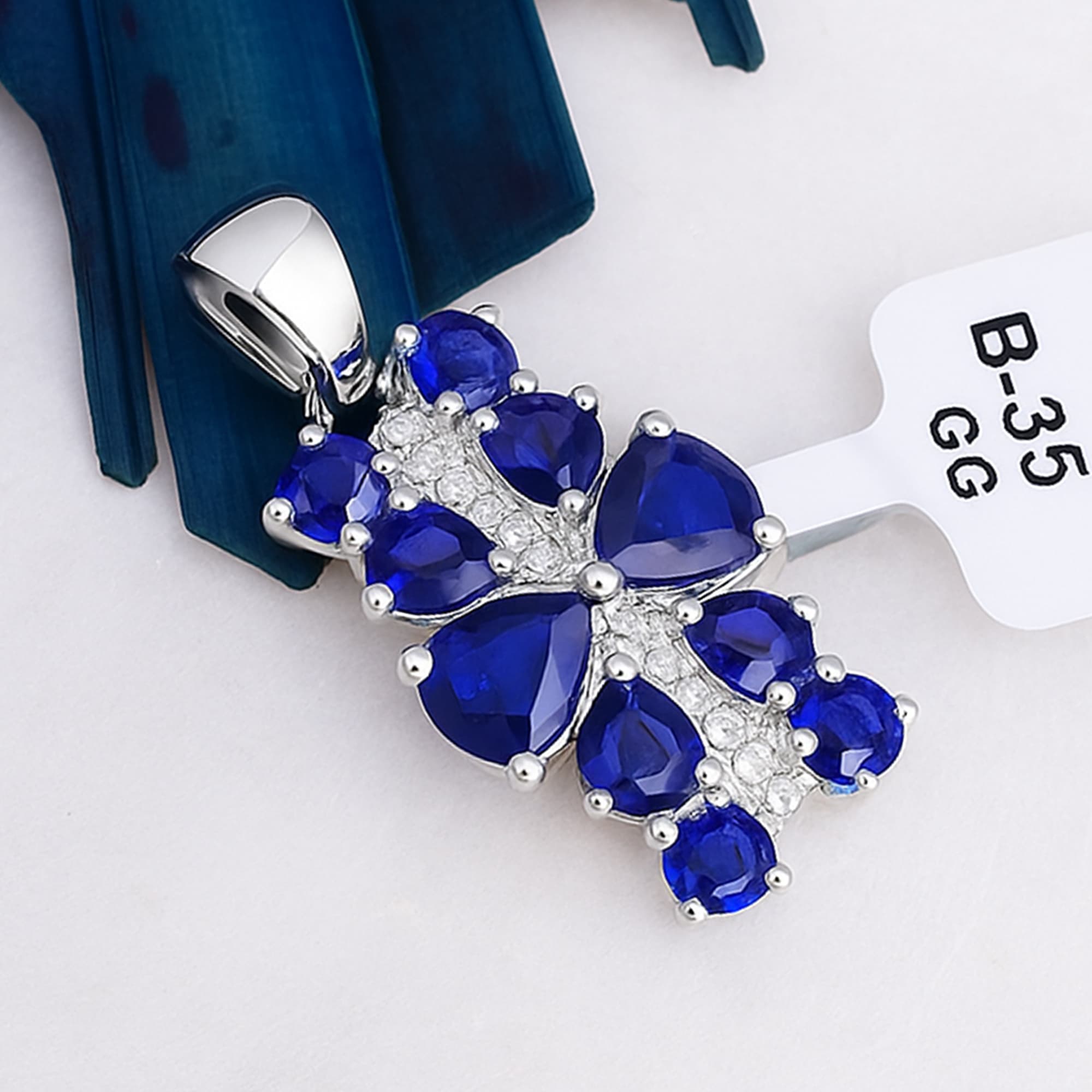 Sapphire Flutter Pendant