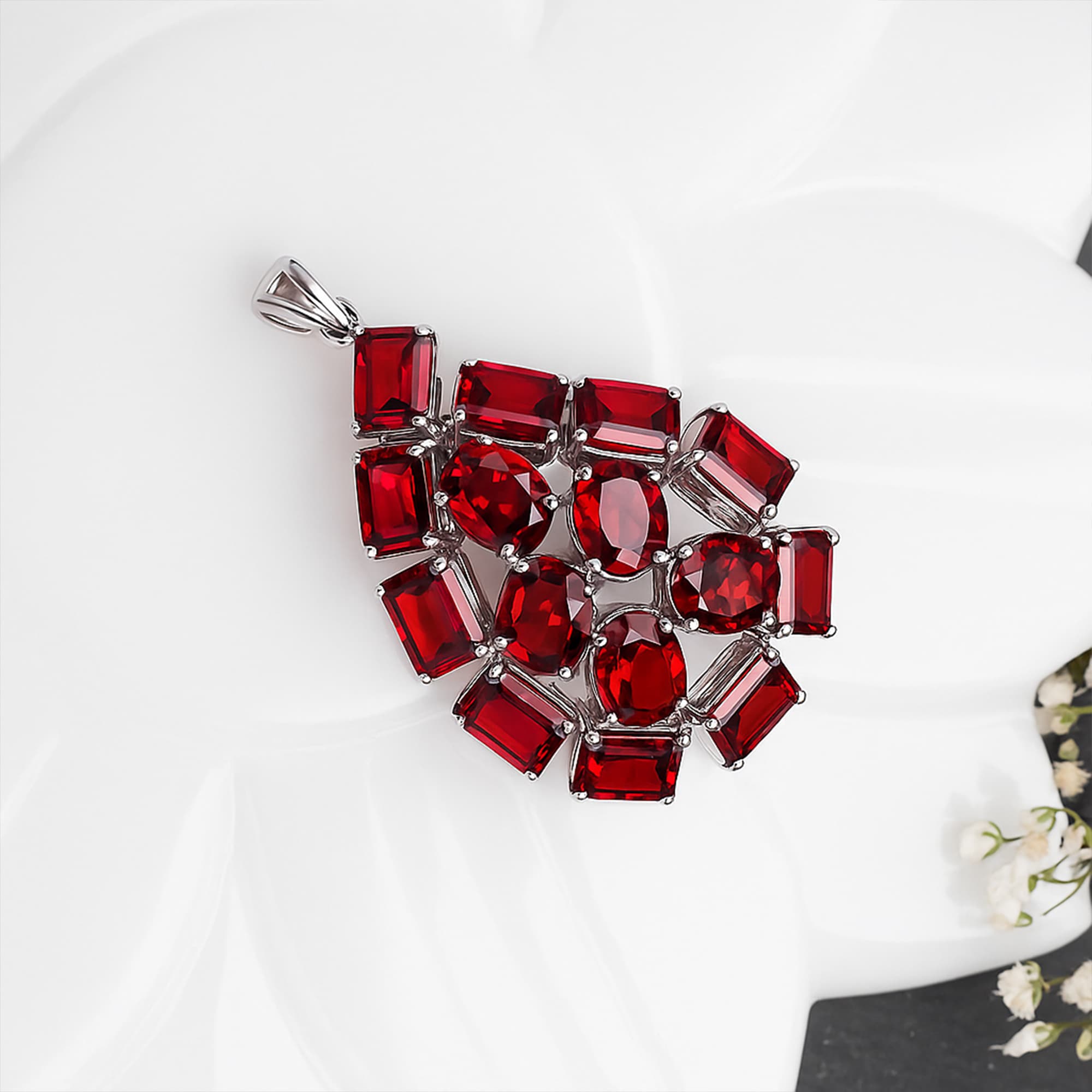 Garnet Grandeur Pendant