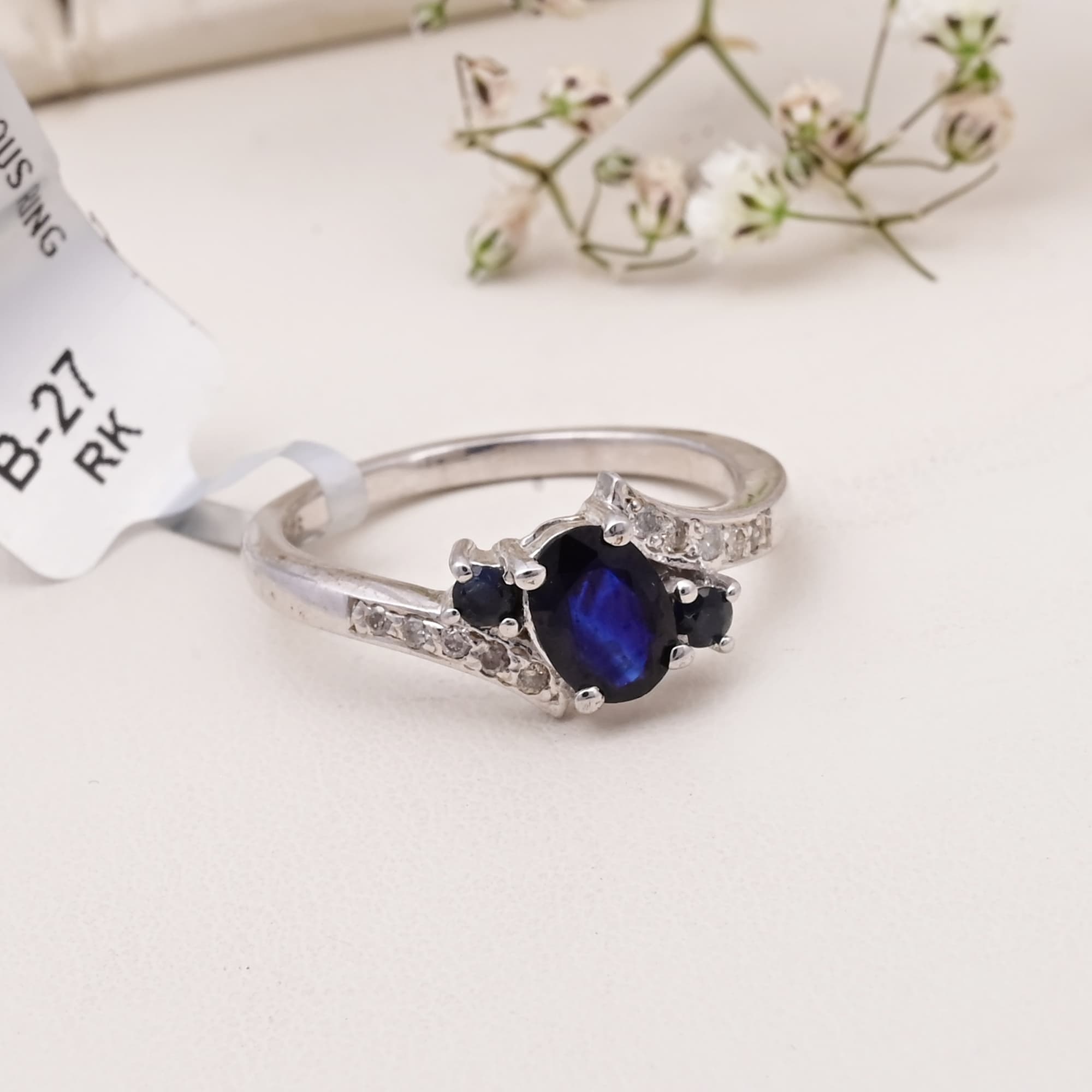 Royal Trinity Sapphire Ring
