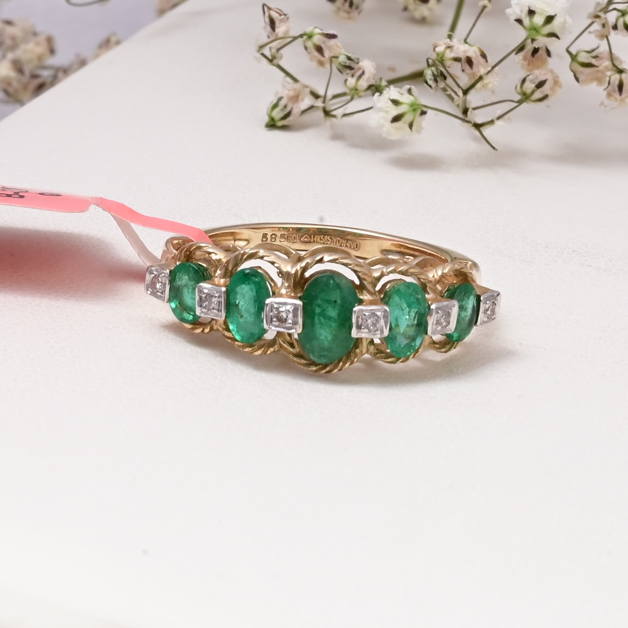 Emerald Heritage Band Ring
